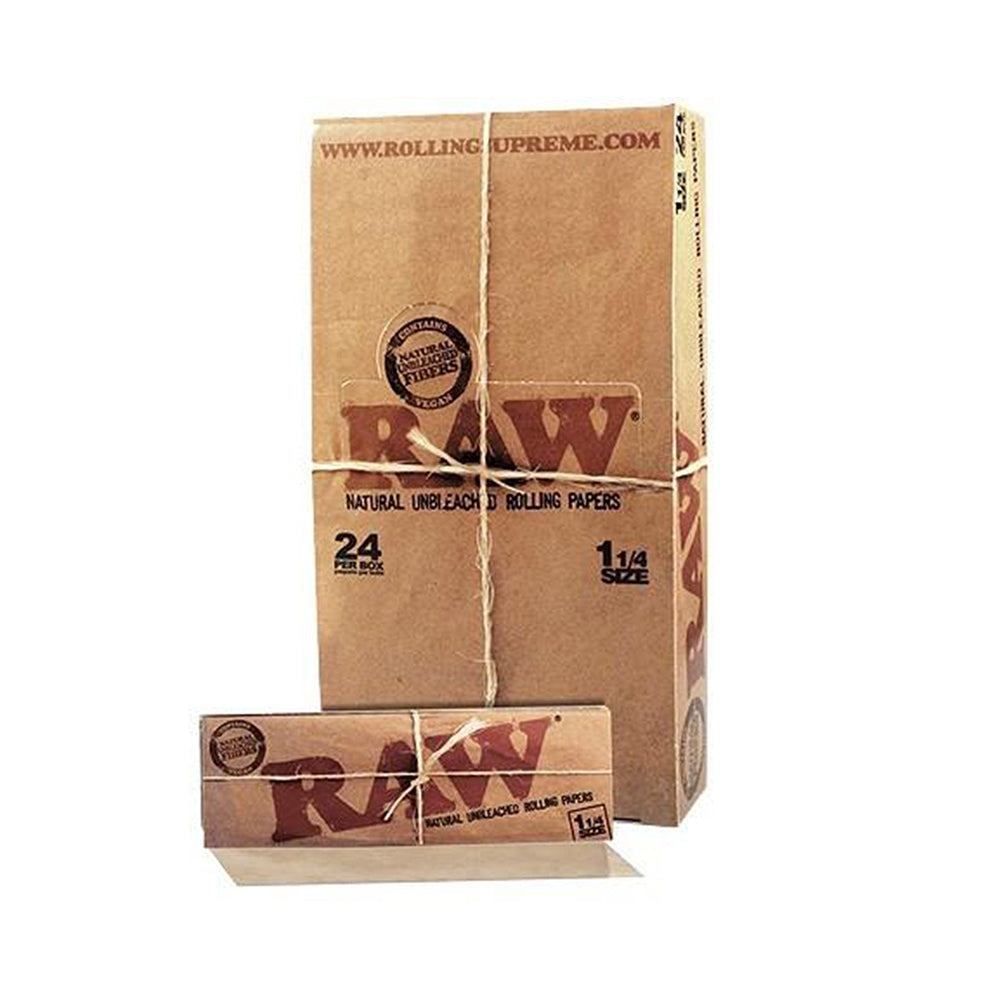 RAW Classic 1 1¼Rolling Papers (Pack of 24)